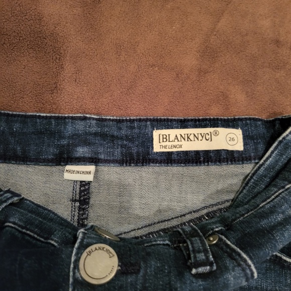 NWT Blank NYC Distressed Shorts Button Fly Size 26 - Picture 5 of 6